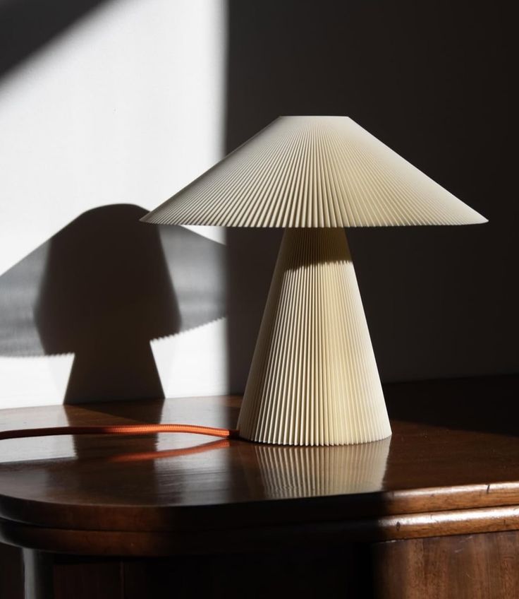 The Plissé Lamp
